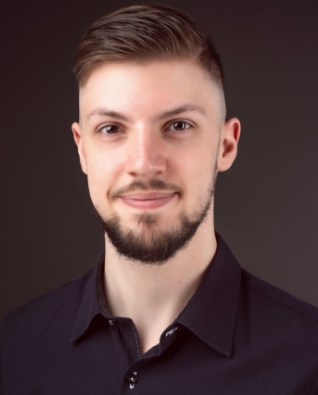 نام و نام خانوادگی